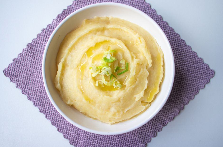 Cecil's Garlic-Parmesan Mashed Potatoes